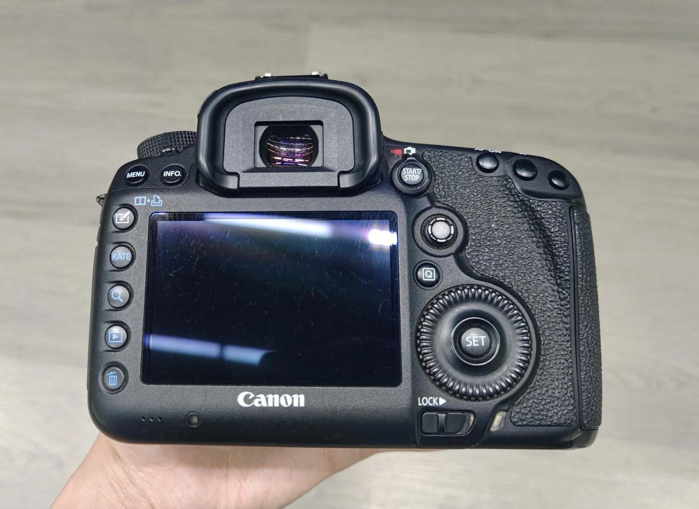 佳能5ds和5d3区别 佳能相机5d和5d3有什么区别 