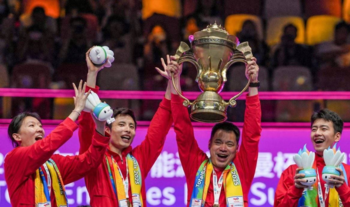 各队全力备战国际比赛，争夺殊荣 